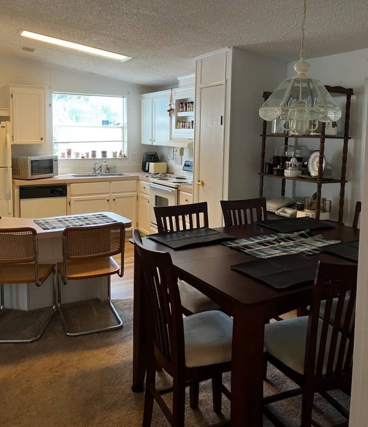2115 Sawgrass Lane a Ruskin, FL Mobile or Manufactured Home for Sale